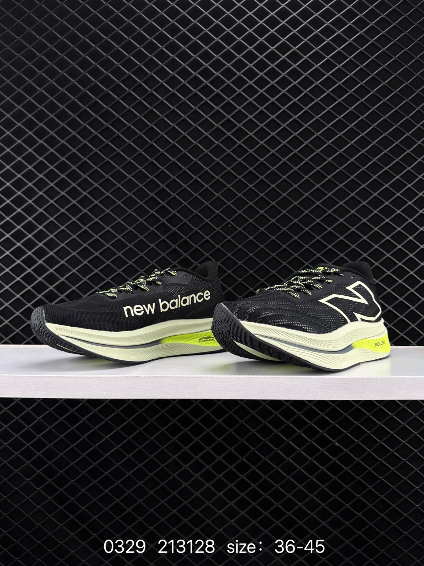 New Balance FuelCell Super Comp Trainer V2 NBV2